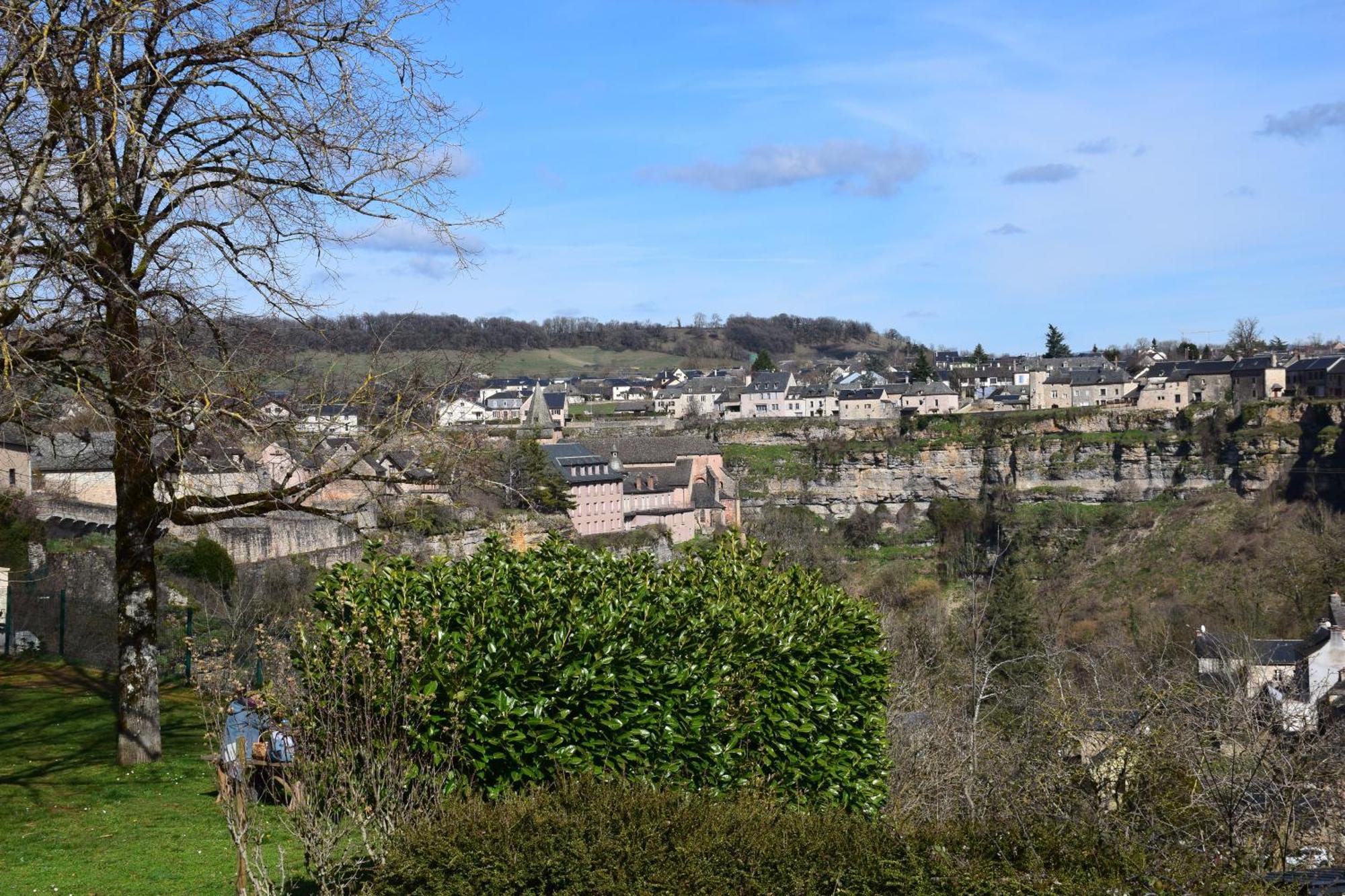 Gite Du Portalet Bozouls 外观 照片